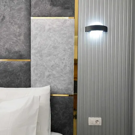 Apartment Zoto Luxury Himare