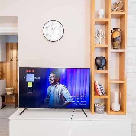 Zoto Luxury Apartment Himare