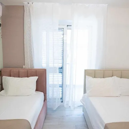 Zoto Luxury * Himare