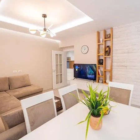 Apartment Zoto Luxury Himarë